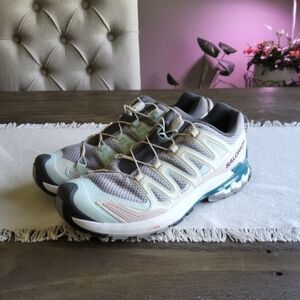 Women's Salomon Shoes